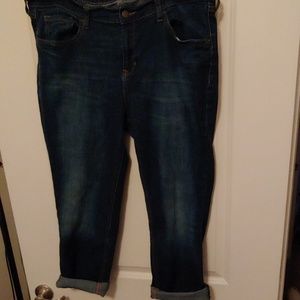 Old Navy cropped denim size 16